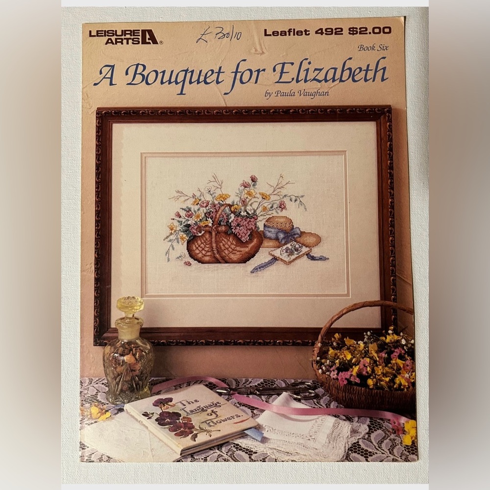 Leisure Arts "A Bouquet for Elizabeth" Cross Stitch Pattern - Leaflet 492 (1987)